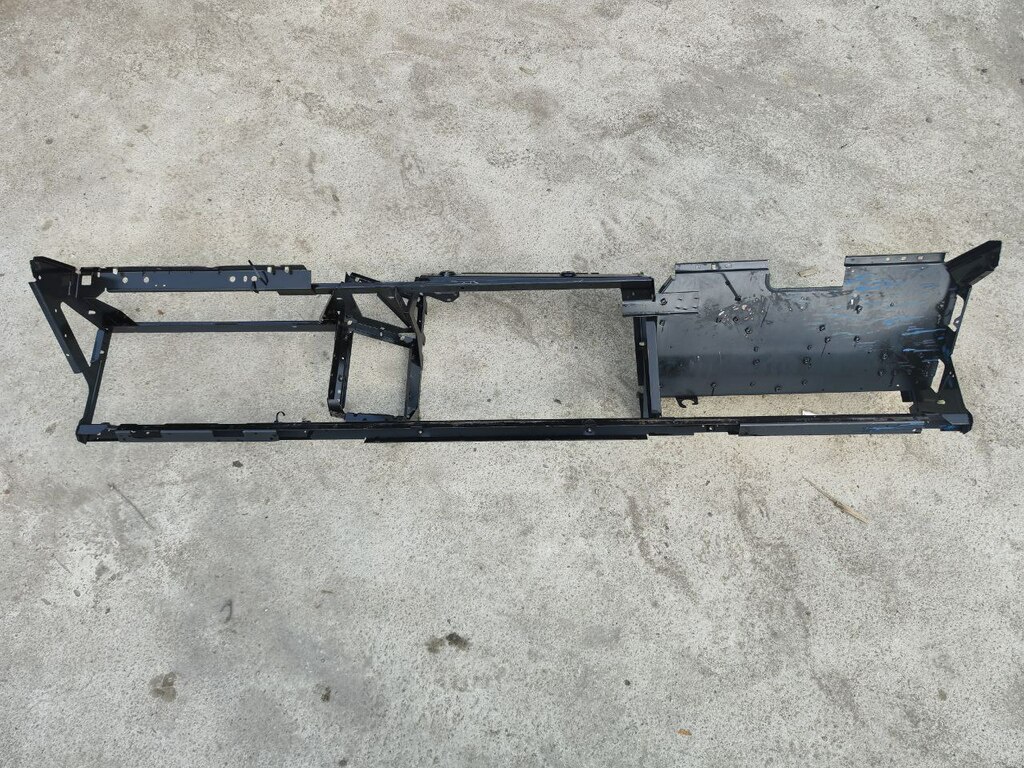 каркас панели приборов б/у - 2